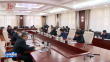 省人大常委会党组召开扩大会议